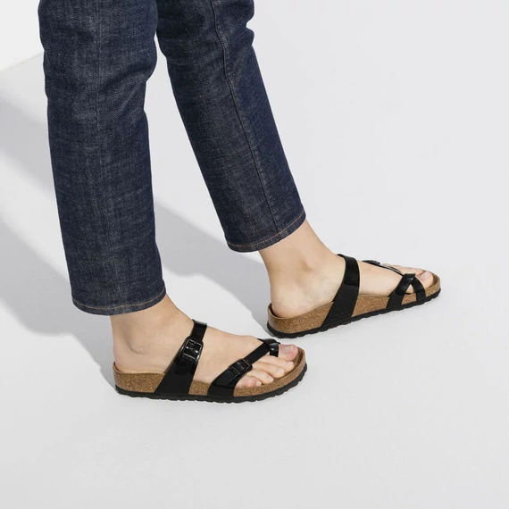 Birkenstock Mayari lábujjközös papucs | Fekete lakk | Patent black