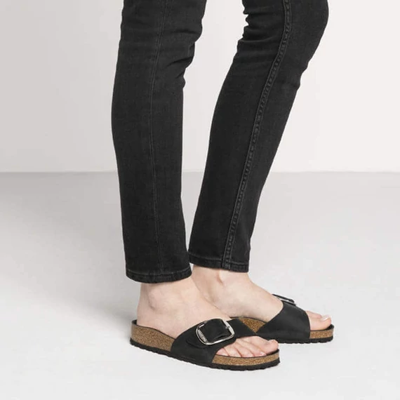 Birkenstock Madrid Big Buckle egypántos papucs keskeny | Fekete bőr | Black leather