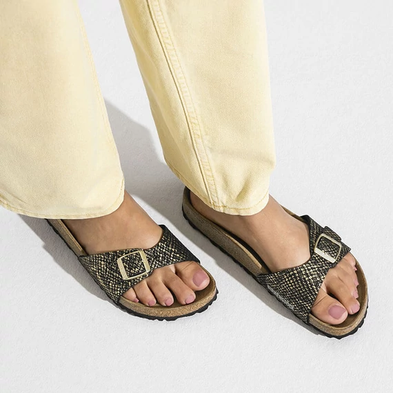 Birkenstock Madrid egypántos papucs keskeny | Fényes fekete kígyómintás | Shiny python black